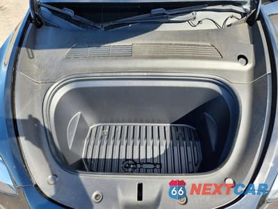 Zdjęcie 11 z 12 samochodu: 2021 TESLA MODEL Y VIN:5YJYGDEE2MF080080 - miniatura