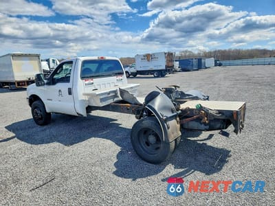 Drugie zdjęcie samochodu z przodu: 2003 FORD F450 SUPER DUTY VIN:1FDXF46P93EC82926 - miniatura