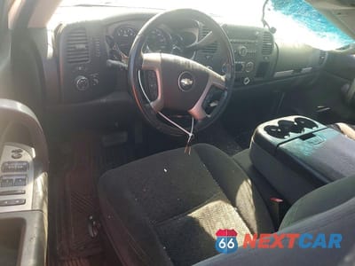 Zdjęcie 8 z 11 samochodu: 2007 CHEVROLET SILVERADO K1500 VIN:2GCEK19J871571266 - miniatura