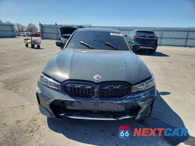 Piąte zdjęcie samochodu w środku: 2023 BMW M340XI VIN:3MW49FF09P8D38379 - miniatura
