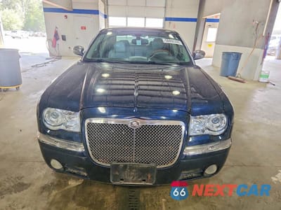 Piąte zdjęcie samochodu w środku: 2005 CHRYSLER 300C VIN:2C3AA63H35H659350 - miniatura