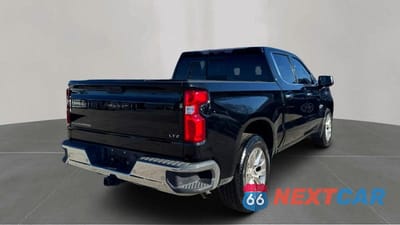 Czwarte zdjęcie samochodu z boku: 2020 CHEVROLET SILVERADO C1500 LTZ VIN:3GCPWEETXLG144023 - miniatura