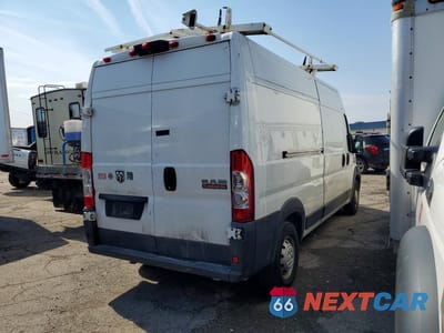Trzecie zdjęcie samochodu z tyłu: 2014 RAM PROMASTER 2500 DELIVERY VAN VIN:3C6TRVDG0EE119390 - miniatura