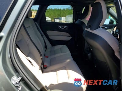 Zdjęcie 10 z 12 samochodu: 2026 VOLVO XC60 CORE VIN:YV4M12RJ3T1362809 - miniatura