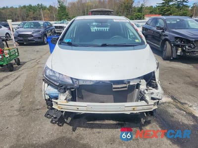 Piąte zdjęcie samochodu w środku: 2018 HONDA FIT LX VIN:3HGGK5H42JM734068 - miniatura