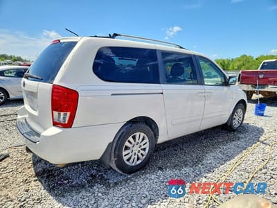 Trzecie zdjęcie samochodu z tyłu: 2012 KIA SEDONA LX VIN:KNDMG4C70C6488106 - miniatura
