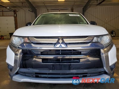 Piąte zdjęcie samochodu w środku: 2017 MITSUBISHI OUTLANDER ES VIN:JA4AD2A37HZ000804 - miniatura