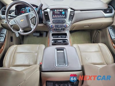 Zdjęcie 8 z 13 samochodu: 2016 CHEVROLET SUBURBAN K1500 LTZ VIN:1GNSKJKC0GR328435 - miniatura