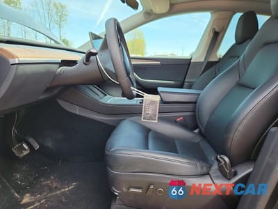 Zdjęcie 7 z 12 samochodu: 2024 TESLA MODEL Y VIN:7SAYGDEE8RF160817 - miniatura