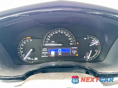 Zdjęcie 8 z 10 samochodu: 2019 CADILLAC XT5 LUXURY VIN:1GYKNDRS7KZ252343 - miniatura