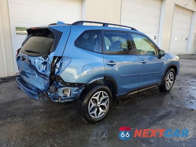 Trzecie zdjęcie samochodu z tyłu: 2020 SUBARU FORESTER PREMIUM VIN:JF2SKAJC0LH402769 - miniatura
