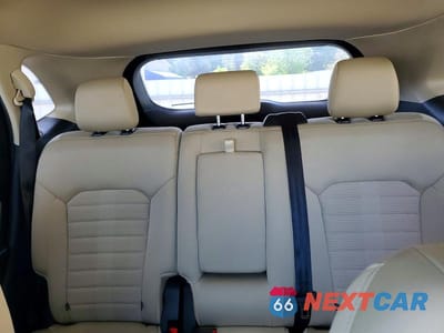 Zdjęcie 10 z 13 samochodu: 2018 FORD EDGE SEL VIN:2FMPK3J95JBC12931 - miniatura