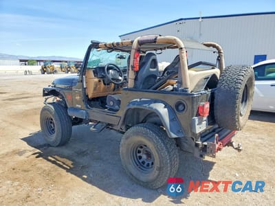 Drugie zdjęcie samochodu z przodu: 1997 JEEP WRANGLER / TJ SAHARA VIN:1J4FY49S4VP520144 - miniatura