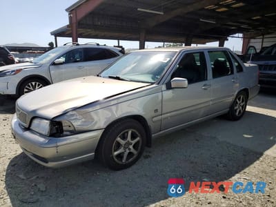 1999 VOLVO S70 YV1LS55A9X1597945 - główne zdjęcie licytacji z USA - miniatura