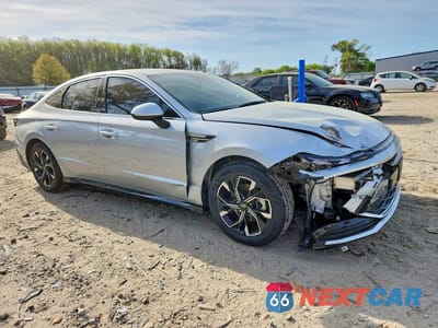 Czwarte zdjęcie samochodu z boku: 2025 HYUNDAI SONATA SEL VIN:KMHL64JAXSA504400 - miniatura