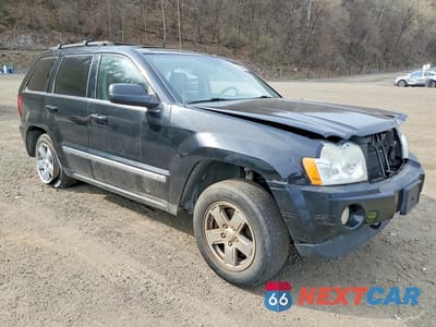 Czwarte zdjęcie samochodu z boku: 2005 JEEP GRAND CHEROKEE LIMITED VIN:1J8HR58205C728413 - miniatura