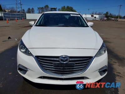 Piąte zdjęcie samochodu w środku: 2015 MAZDA 3 SPORT VIN:3MZBM1U73FM171371 - miniatura