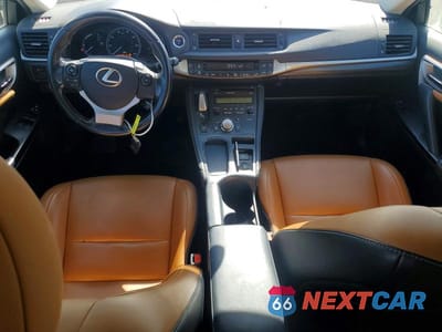 Zdjęcie 8 z 12 samochodu: 2016 LEXUS CT 200 VIN:JTHKD5BH2G2253590 - miniatura