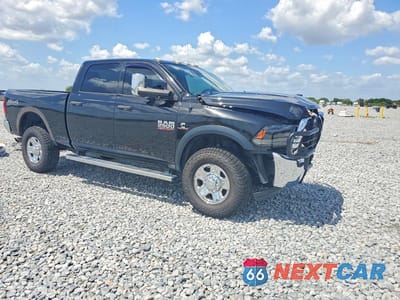 Czwarte zdjęcie samochodu z boku: 2018 RAM 2500 ST VIN:3C6UR5CL2JG396737 - miniatura