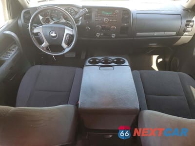 Zdjęcie 8 z 13 samochodu: 2008 CHEVROLET SILVERADO K1500 VIN:3GCEK13J18G222726 - miniatura