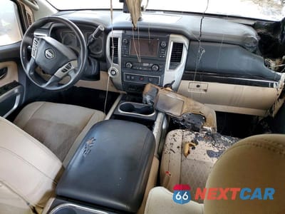 Zdjęcie 8 z 12 samochodu: 2016 NISSAN TITAN XD S VIN:1N6BA1F22GN518030 - miniatura