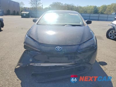 Piąte zdjęcie samochodu w środku: 2025 TOYOTA PRIUS LE VIN:JTDACAAU4S3057693 - miniatura