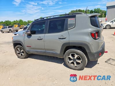Drugie zdjęcie samochodu z przodu: 2020 JEEP RENEGADE TRAILHAWK VIN:ZACNJBC10LPL32356 - miniatura