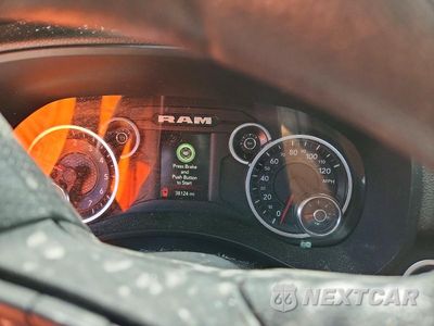 Zdjęcie 9 z 12 samochodu: 2022 RAM 2500 TRADESMAN VIN:3C6UR5CJ4NG149224 - miniatura