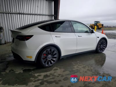 Trzecie zdjęcie samochodu z tyłu: 2022 TESLA MODEL Y VIN:7SAYGDEF1NF492701 - miniatura