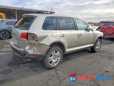 Trzecie zdjęcie samochodu z tyłu: 2005 VOLKSWAGEN TOUAREG 4.2 VIN:WVGCM77L25D005612 - miniatura