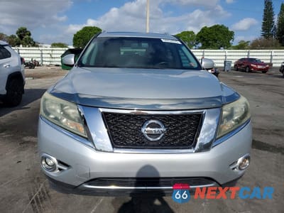 Piąte zdjęcie samochodu w środku: 2014 NISSAN PATHFINDER SL VIN:5N1AR2MN7EC683215 - miniatura