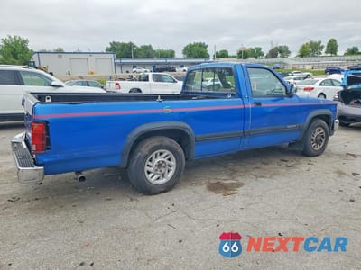 Trzecie zdjęcie samochodu z tyłu: 1992 DODGE DAKOTA VIN:1B7GL26X0NS569738 - miniatura