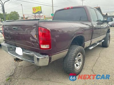 Czwarte zdjęcie samochodu z boku: 2004 DODGE RAM VIN:1D7HU18D74S696084 - miniatura