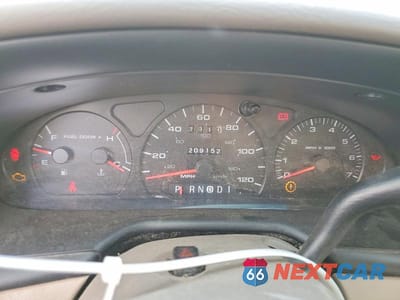 Zdjęcie 9 z 12 samochodu: 2002 MERCURY SABLE VIN:1MEFM50U42G654264 - miniatura