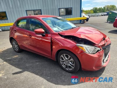 Czwarte zdjęcie samochodu z boku: 2020 TOYOTA YARIS HATCHBACK LE VIN:3MYDLBJV3LY704073 - miniatura