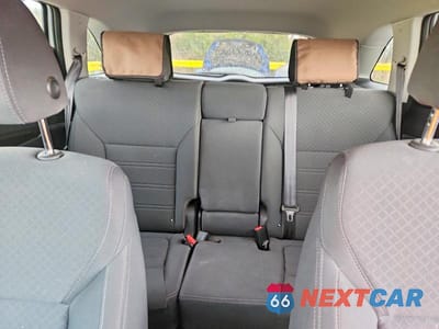 Zdjęcie 10 z 12 samochodu: 2020 KIA SORENTO L VIN:5XYPG4A38LG712295 - miniatura