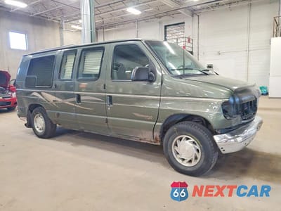 Czwarte zdjęcie samochodu z boku: 2002 FORD ECONOLINE E150 VAN VIN:1FDRE14L12HA10880 - miniatura