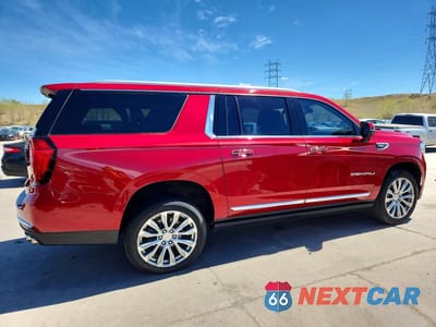 Trzecie zdjęcie samochodu z tyłu: 2022 GMC YUKON XL DENALI VIN:1GKS2JKL6NR115242 - miniatura