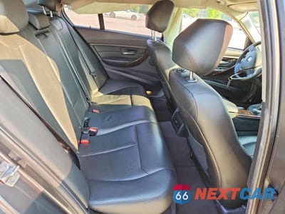Zdjęcie 10 z 12 samochodu: 2016 BMW 320 XI VIN:WBA8E5G56GNU22111 - miniatura