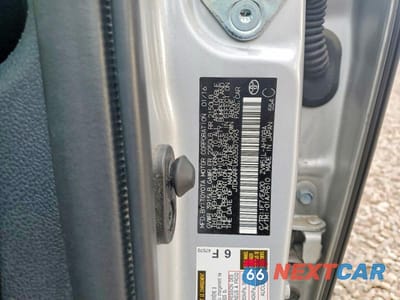 Zdjęcie 12 z 12 samochodu: 2016 TOYOTA PRIUS FOUR VIN:JTDKARFU6G3507093 - miniatura