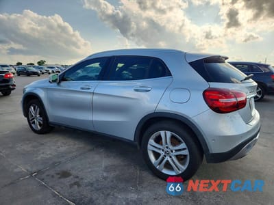 Drugie zdjęcie samochodu z przodu: 2020 MERCEDES-BENZ GLA 250 4MATIC VIN:WDCTG4GB8LU025095 - miniatura