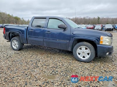 Czwarte zdjęcie samochodu z boku: 2007 CHEVROLET SILVERADO K1500 CREW CAB VIN:3GCEK13M67G557599 - miniatura