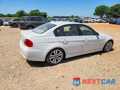 Trzecie zdjęcie samochodu z tyłu: 2008 BMW 328 I VIN:WBAVA37578NL46614 - miniatura