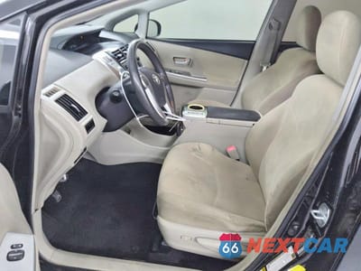 Zdjęcie 7 z 12 samochodu: 2012 TOYOTA PRIUS V THREE VIN:JTDZN3EU3C3023054 - miniatura