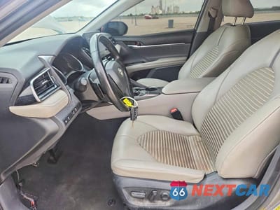 Zdjęcie 7 z 12 samochodu: 2022 TOYOTA CAMRY SE VIN:4T1G11AK3NU060755 - miniatura