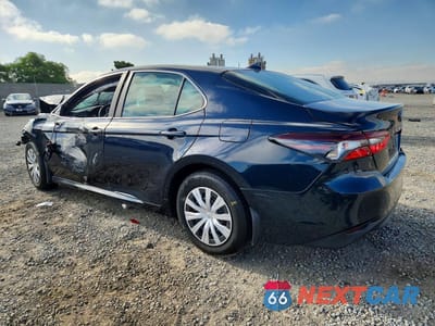 Drugie zdjęcie samochodu z przodu: 2021 TOYOTA CAMRY LE VIN:4T1C31AK3MU549325 - miniatura