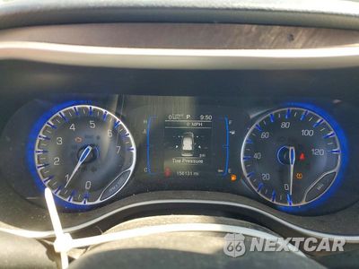 Zdjęcie 9 z 12 samochodu: 2017 CHRYSLER PACIFICA TOURING L VIN:2C4RC1BG3HR670240 - miniatura
