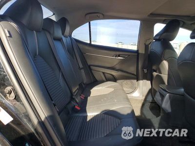 Zdjęcie 10 z 12 samochodu: 2018 TOYOTA CAMRY SE VIN:4T1B11HK5JU571166 - miniatura