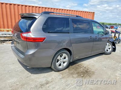 Trzecie zdjęcie samochodu z tyłu: 2015 TOYOTA SIENNA LE VIN:5TDKK3DC6FS602349 - miniatura