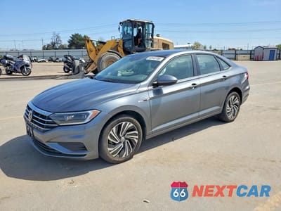 2020 VOLKSWAGEN JETTA SEL 3VWEB7BU8LM066898 - główne zdjęcie licytacji z USA - miniatura